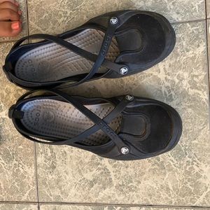 Size 9 crocs